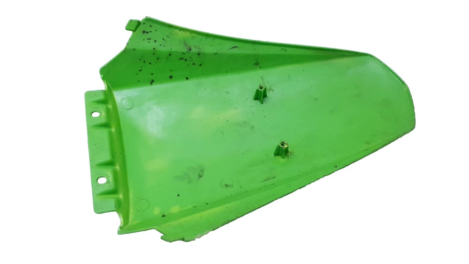 Capot de selle Derbi Senda DRD X-Treme 50 2006 Réf : 00H00608164