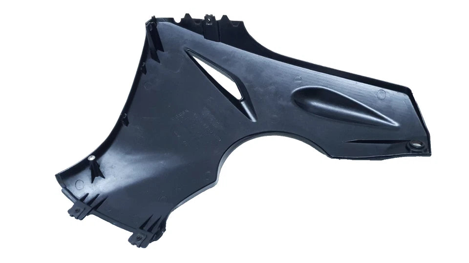 Carénage inférieur gauche Honda CBR 125 2007 Réf : 64400-KTY-D30ZG