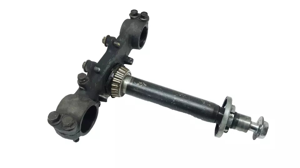 Té de fourche inférieur Yamaha DT125LC 1987 n°10 Réf : 53V-23340-00-90