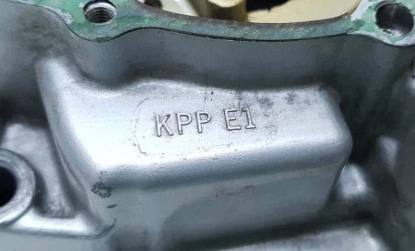 Carters moteur centraux Honda CBR 125 2007 Réf : 11100-KPP-860