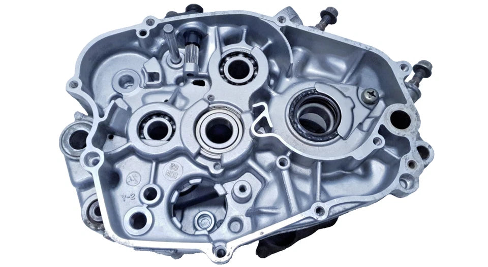 Carters moteur centraux Yamaha DT125R 1997 n°2 Réf : 3BN151110400