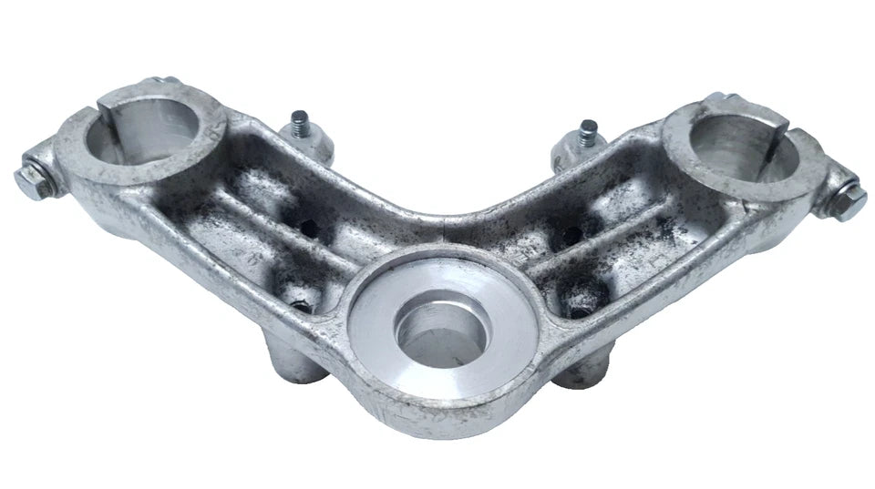 Té de fourche supérieur Honda CM 125 T 1980 Réf : 53231-402-000