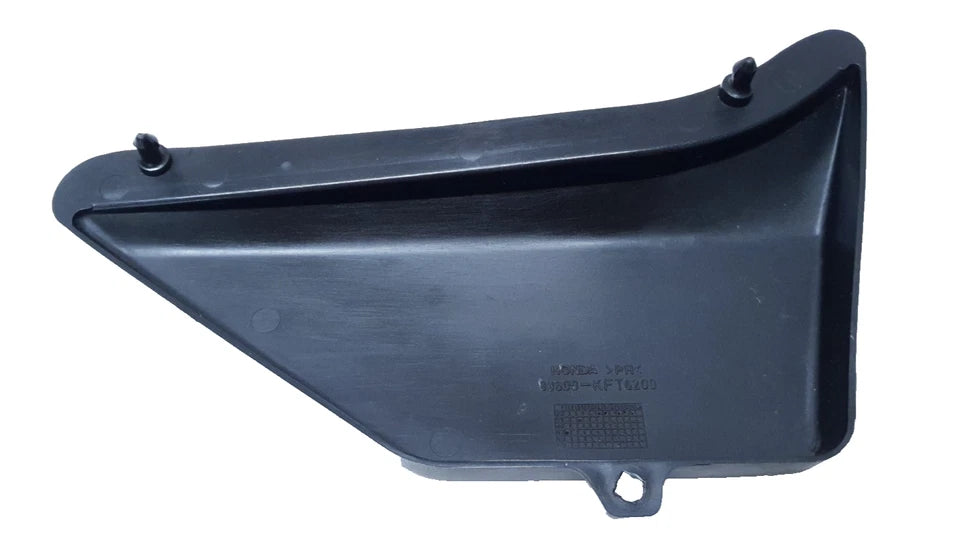 Carénage latéral gauche Honda CLR 125 CityFly 2001 Réf : 83600-KFT-620ZA