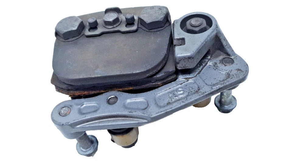 Etrier de frein avant Honda CLR 125 CityFly 2001 Réf : 45150-KFT-620ZA