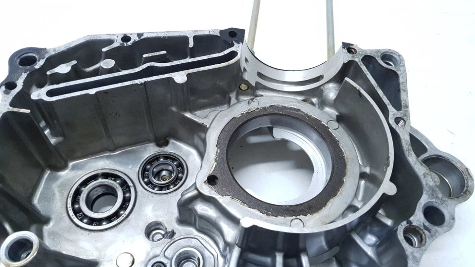 Carter moteur central gauche Kymco Stryker 125 2001