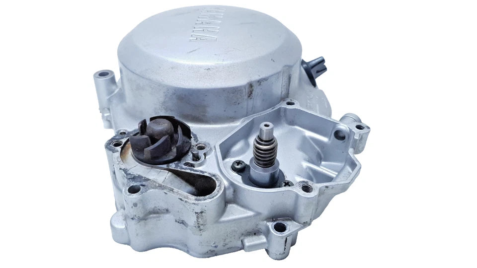 Carter d'embrayage Yamaha DT125R 1997 n°2 Réf : 3BN154211100