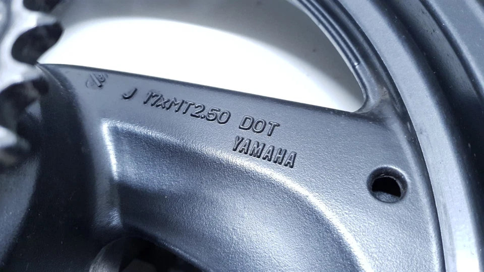 Roue arrière Yamaha TDR 125 2002 n°2 Réf : 4FU-25338-00-7B