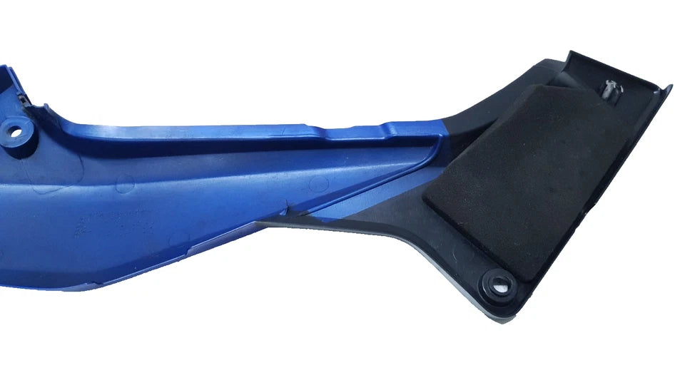 Carénage arrière gauche Honda CBR 125 2007 Réf : 83700-KTY-D30ZC