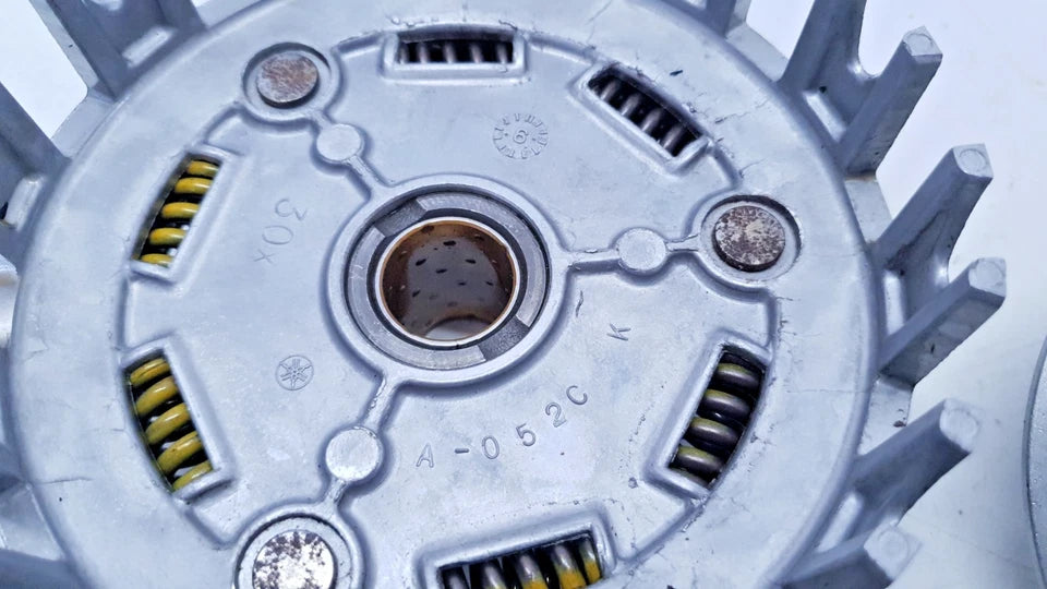 Embrayage Yamaha XV 125 Virago 2000 Réf : 3KW161500000