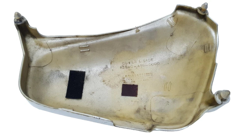Carénage latéral gauche Honda CM 125 T 1980 Réf : 83600-419-770ZA