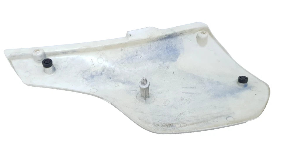 Carénage latéral droit Kawasaki KMX 125 1988 Réf : 360025478AN