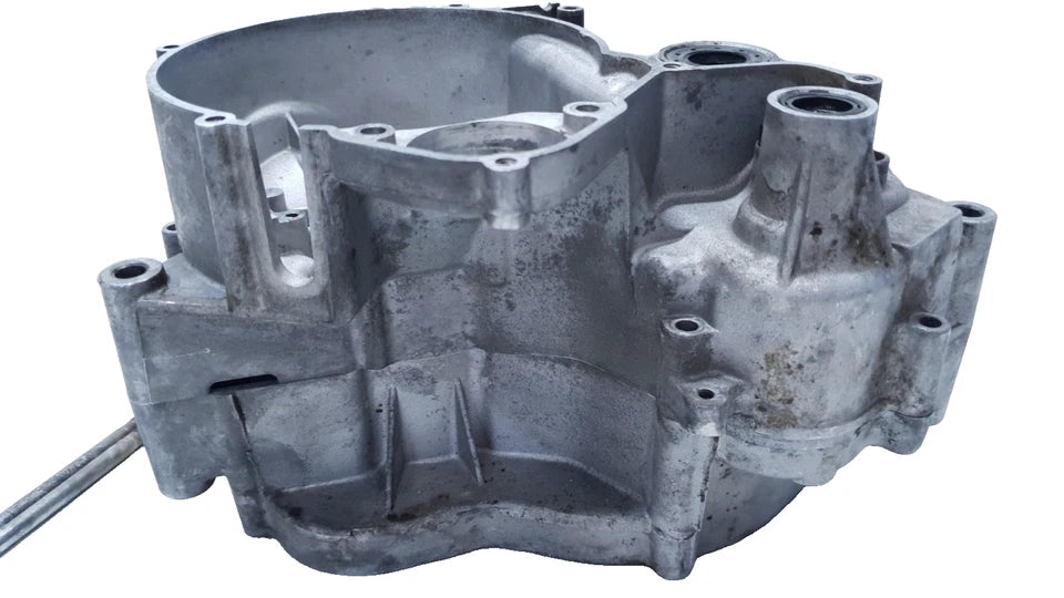 Carters moteur centraux AM6 Yamaha TZR 50 2004 Réf : 5WXE51500000