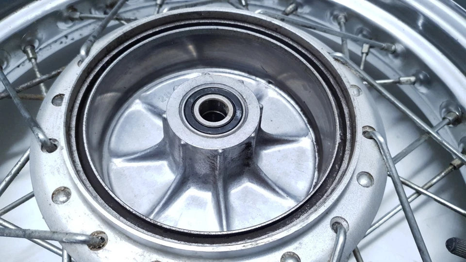 Roue arrière Yamaha XV 125 Virago 2000 Réf : 944271560000