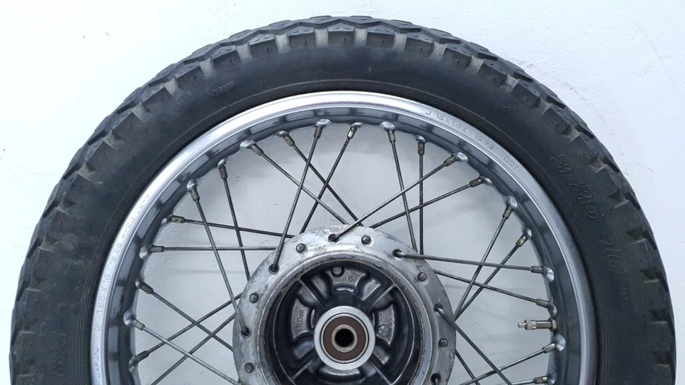 Roue arrière Honda CM 125 T 1980 Réf : 42701-402-003