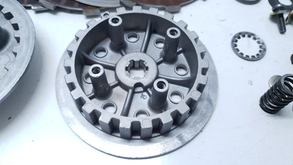 Embrayage incomplet Yamaha TZR 50 2004 Réf : 4YVE63710000