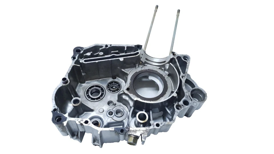 Carter moteur central gauche Kymco Stryker 125 2001