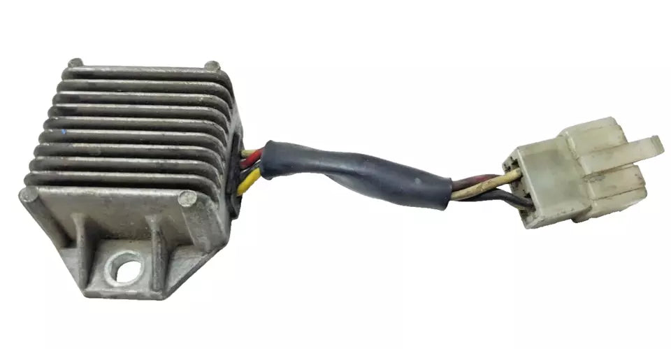 Régulateur de tension Yamaha DT125LC 1987 n°10 Réf 34X-81960-90-00