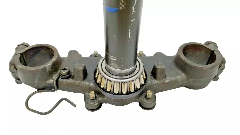 Té de fourche inférieur Yamaha DT125LC 1987 n°6 Réf : 53V-23340-00-90