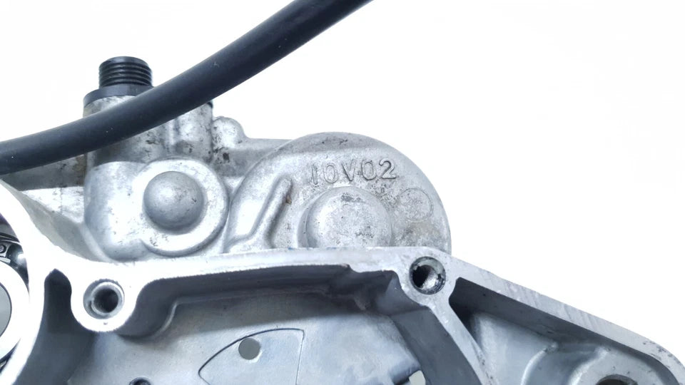 Carter moteur central droit Yamaha DT125LC 1987 n°21 Réf : 10V-15121-02-00