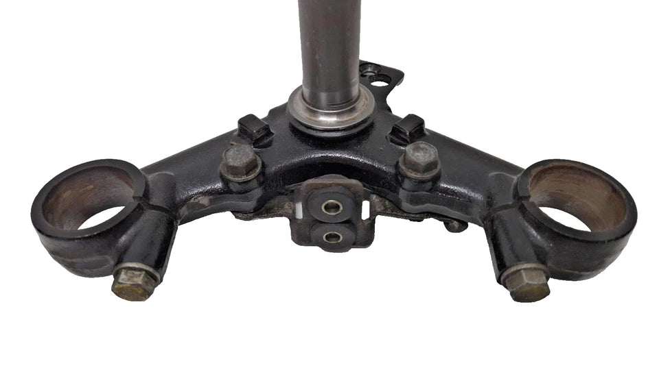 Té de fourche inférieur Honda CM 125 Custom 1995 Réf : 53200-KBG-000ZA