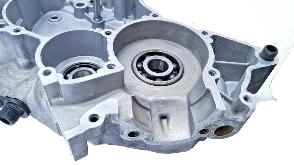 Carters moteur centraux AM6 Yamaha TZR 50 2004 Réf : 5WXE51500000