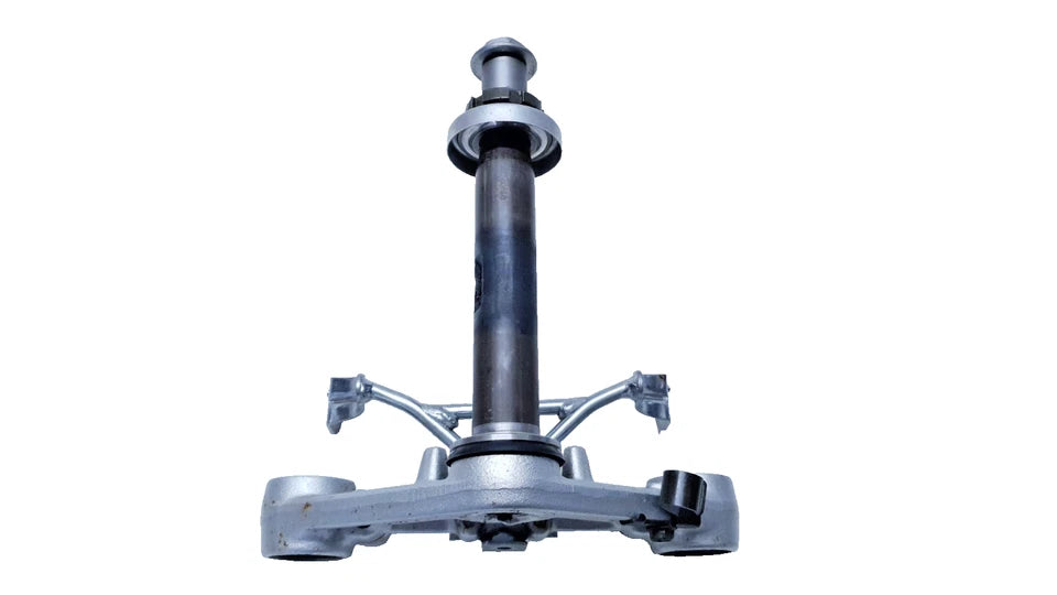 Té de fourche inférieur Yamaha XV 125 Virago 2000 Réf : 2UJ233402100