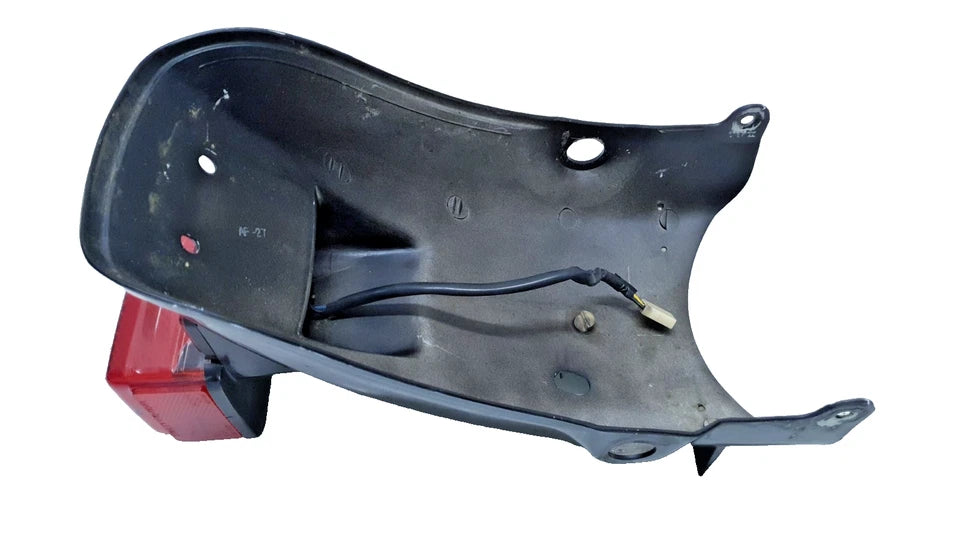 Garde boue et feu arrière Yamaha SR 125 1993 Réf : 10F8470021FF