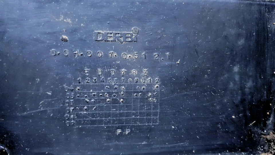 Garde boue arrière Derbi Senda DRD X-Treme 50 2006 Réf : 00H00705121