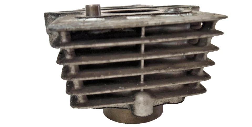 Cylindre & pistons Honda CM 125 Custom 1995 Réf : 12100-KC2-680