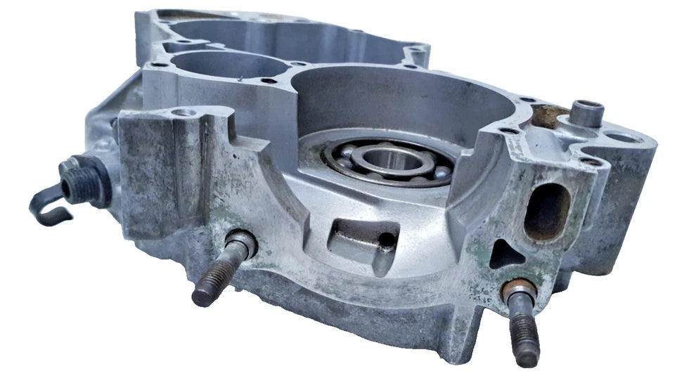 Carter moteur central droit Yamaha TDR 125 1997 Réf : 3BN-15121-03
