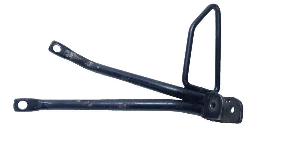 Support de repose-pieds arrière gauche Yamaha TZR 50 2008 n°4 Réf : 5WXF741L0000