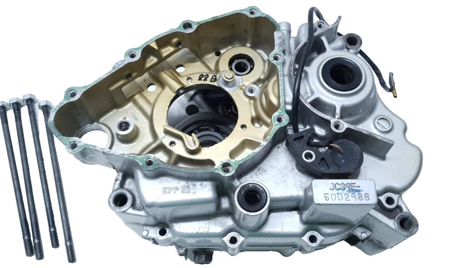 Carters moteur centraux Honda CBR 125 2007 Réf : 11100-KPP-860