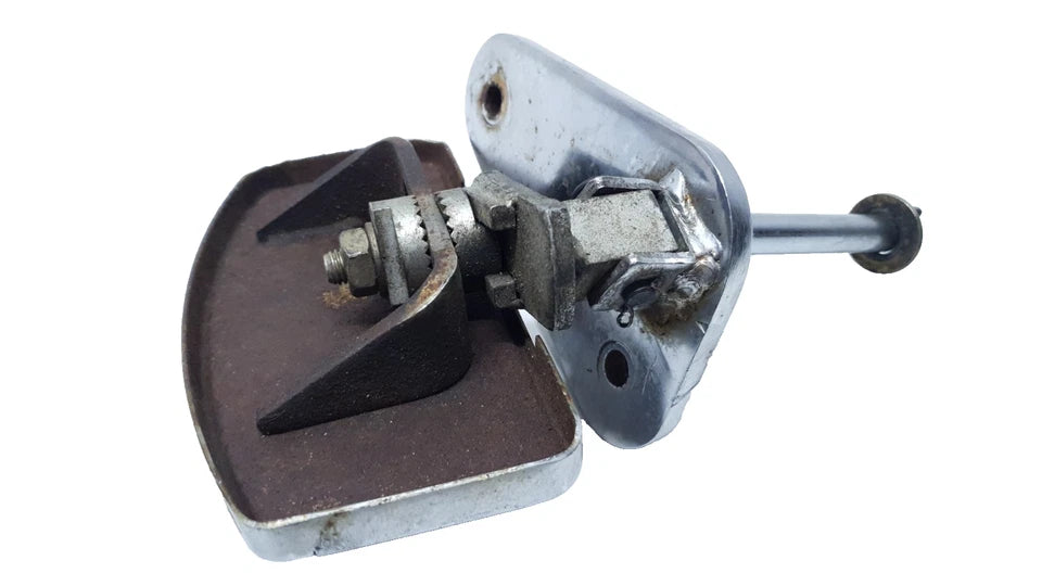 Repose pied avant gauche Kymco Zing 125 1997