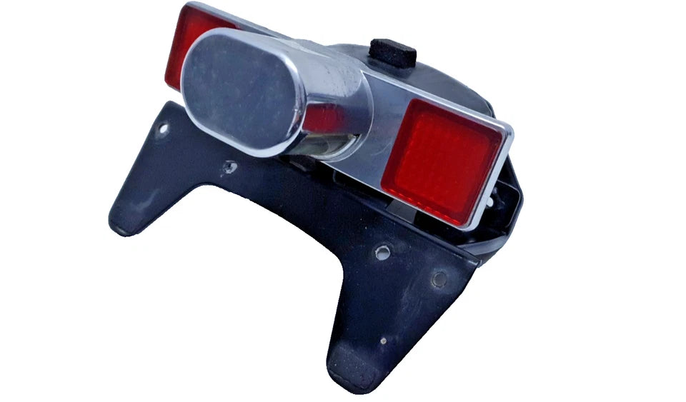 Eclairage de plaque Honda CA 125 Rebel 1997 Réf : 84701-KEB-620