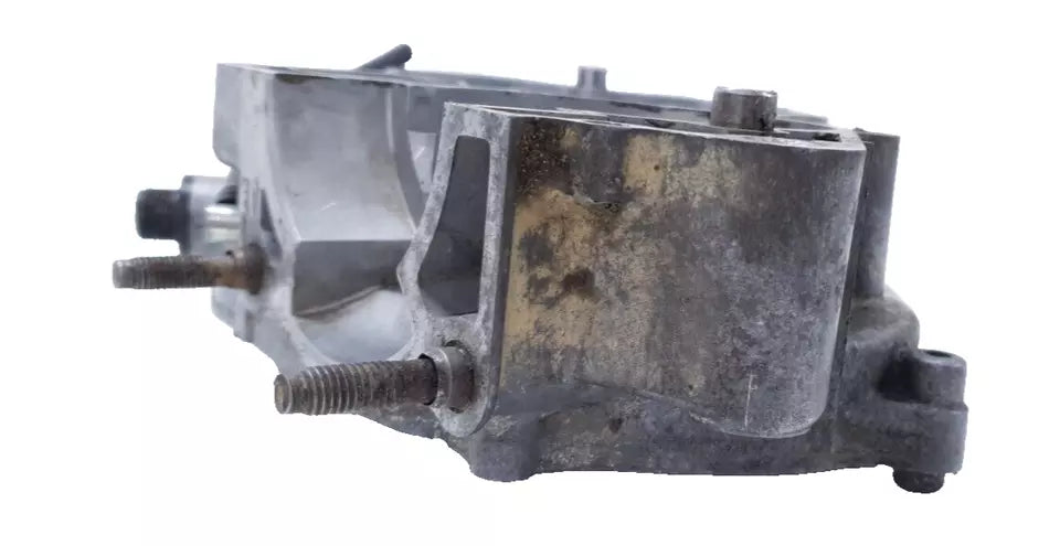 Carter moteur central droit Yamaha DT125LC 1987 n°13 Réf : 10V-15121-02-00
