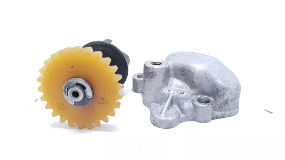 Pompe à eau Yamaha DT125LC 1983 n°2