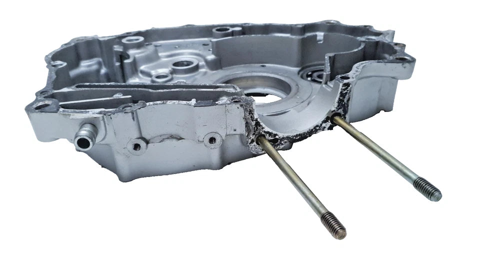 Carter moteur central droit Kymco Zing 125 1997