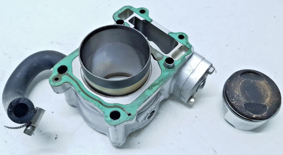 Cylindre & piston Honda CBR 125 2007 Réf : 12100-KPP-860