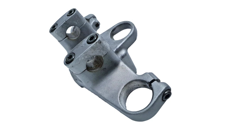 Yamaha TDR 125 1996 upper triple clamp #2 Ref: 4BP234352000