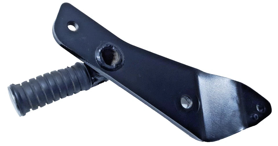 Repose pied arrière droit Yamaha XV 125 Virago 2000 Réf : 2UJ274400033