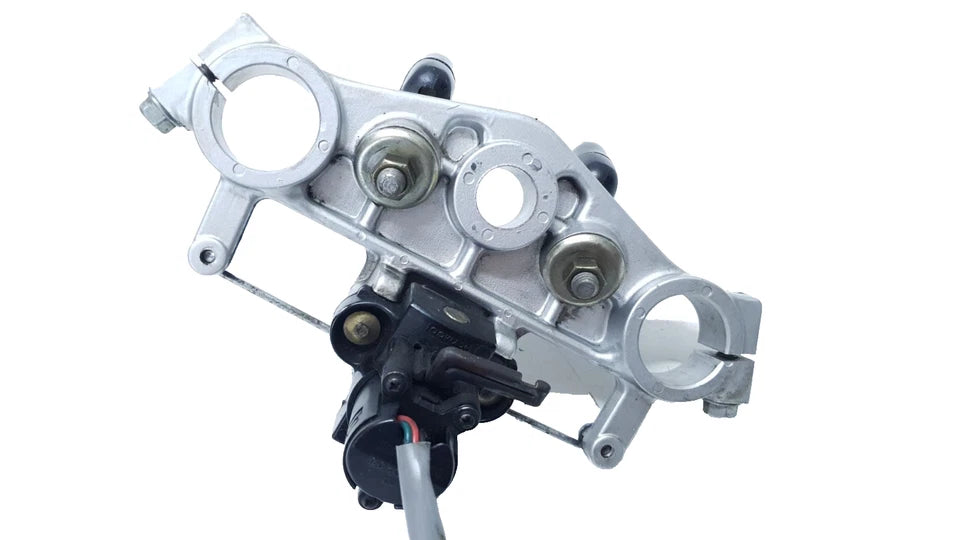 Té de fourche supérieur et contacteur Kymco Stryker 125 2001