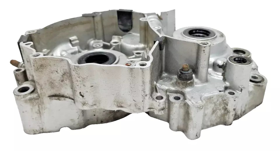 Carter moteur central gauche Yamaha TDR 125 2002 Réf : 3MB-15111-03