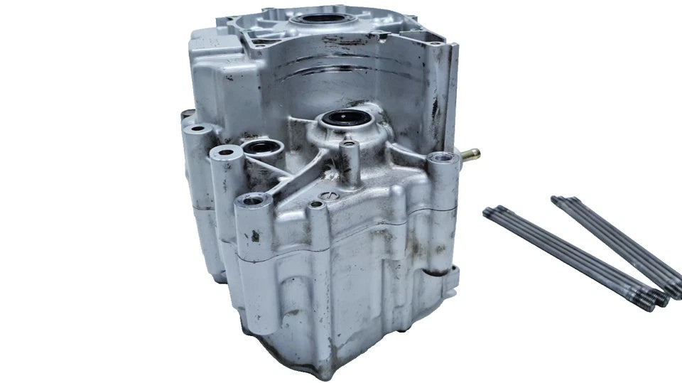 Carters moteur centraux Honda CA 125 Rebel 1997 Réf : 1100-KC2-960
