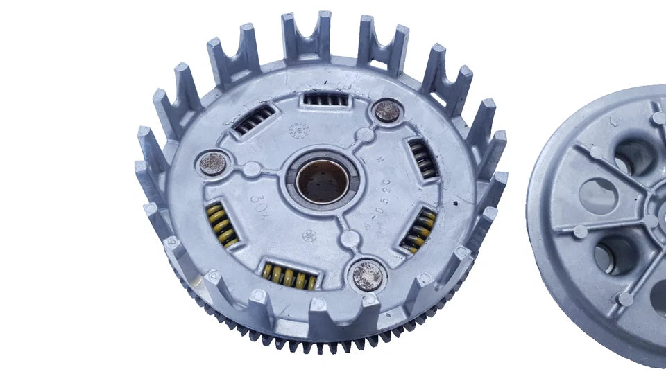 Embrayage Yamaha XV 125 Virago 2000 Réf : 3KW161500000