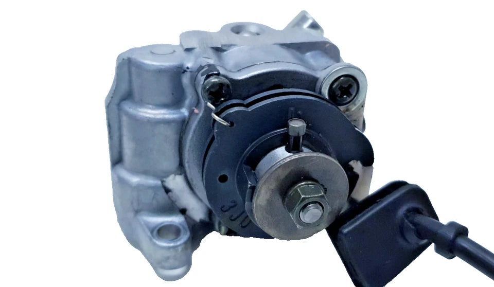 Yamaha TDR 125 1996 Oil Pump #2 Ref: 3BN131010100