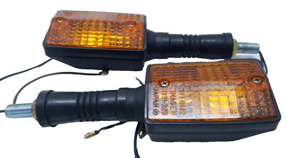 Clignotants avant Yamaha SR 125 1993 Réf : 3MW833101000