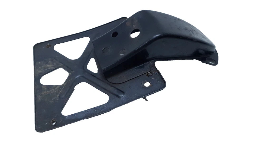 Support de plaque Honda CM 125 T 1980 Réf : 84701-419-640ZA
