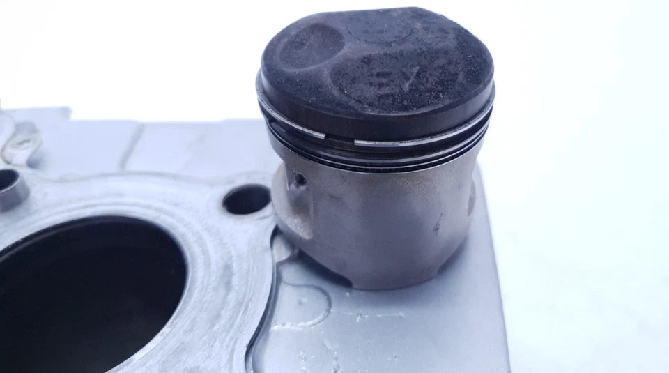 Cylindre & piston 1-2 Yamaha XV 125 Virago 2000 Réf : 4RF113100000