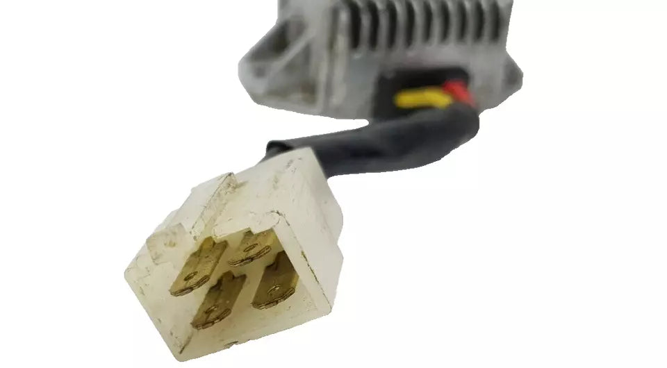 Régulateur de tension Yamaha DT125LC 1987 n°7 Réf 34X-81960-90-00