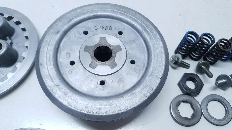 Embrayage incomplet Yamaha TDR 125 1997 Réf : 37F-16371-01